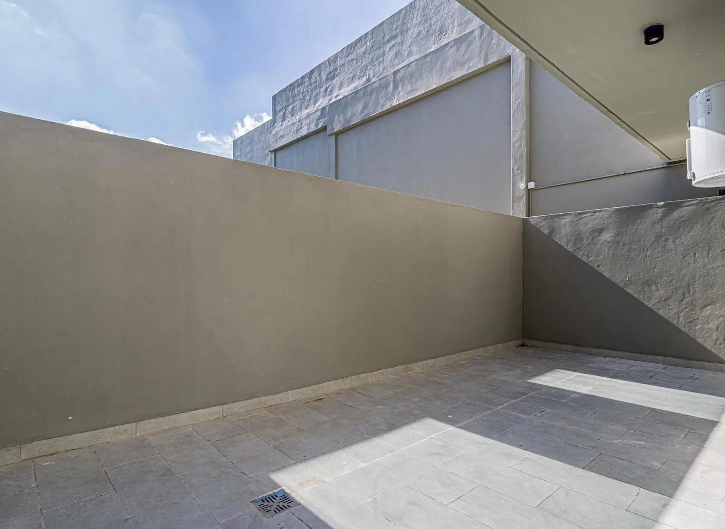 VENTA • VÉLEZ SARSFIELD • MONOAMBIENTE • PATIO 3