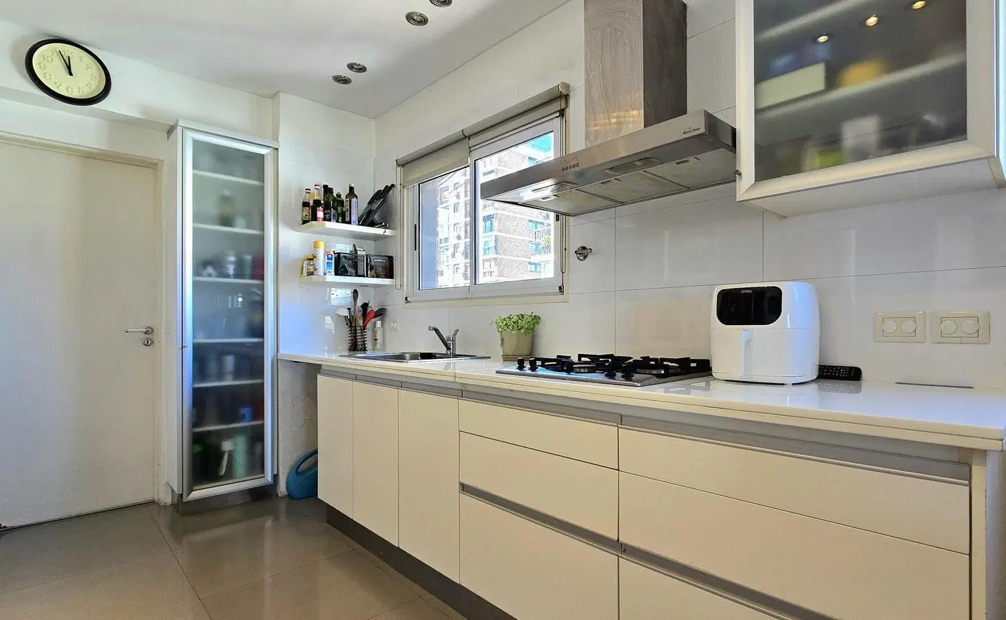 VENTA • BELGRANO • DÚPLEX • PISO • 5 AMBIENTES • COCHERA 2