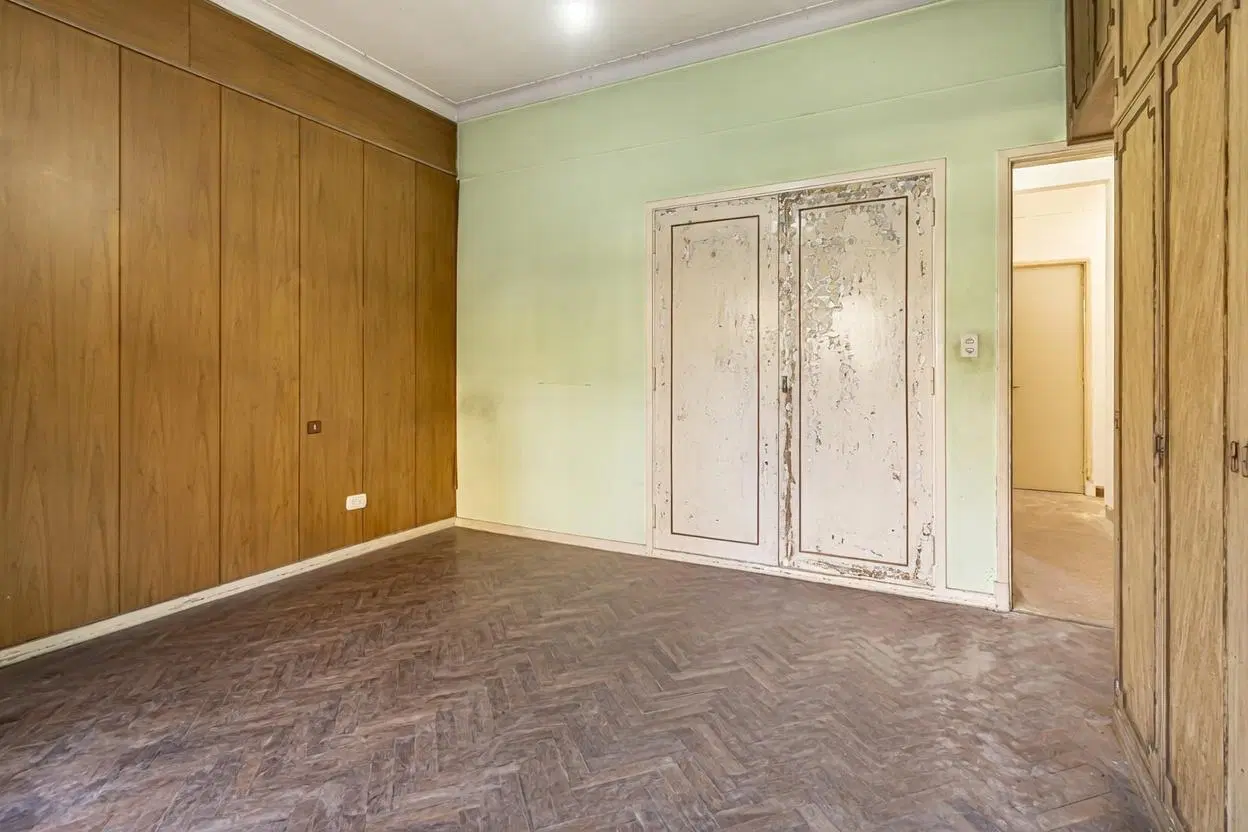 VENTA • PH • COLEGIALES • 4 AMBIENTES • A REFACCIONAR 4