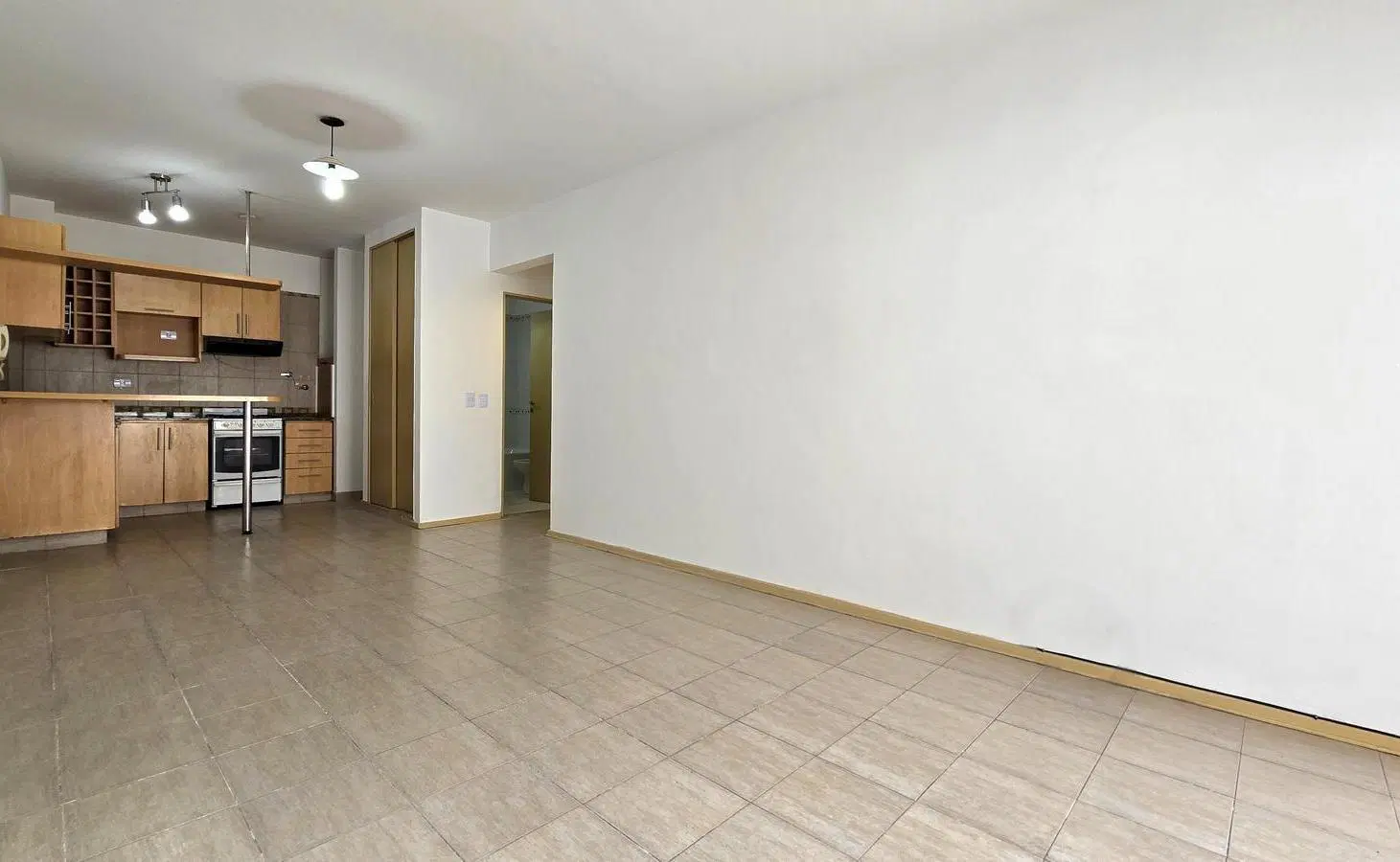 VENTA • NUÑEZ • MONOAMBIENTE • PATIO • COCHERA 3