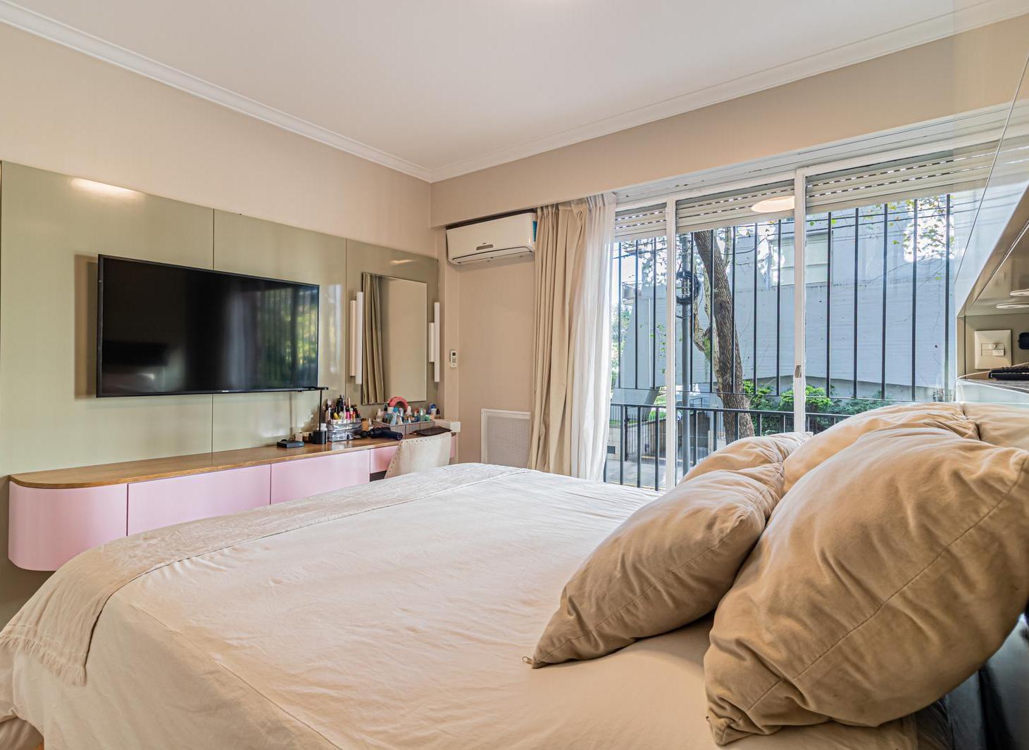 VENTA • BELGRANO • SEMIPISO • 4 AMBIENTES • COCHERA