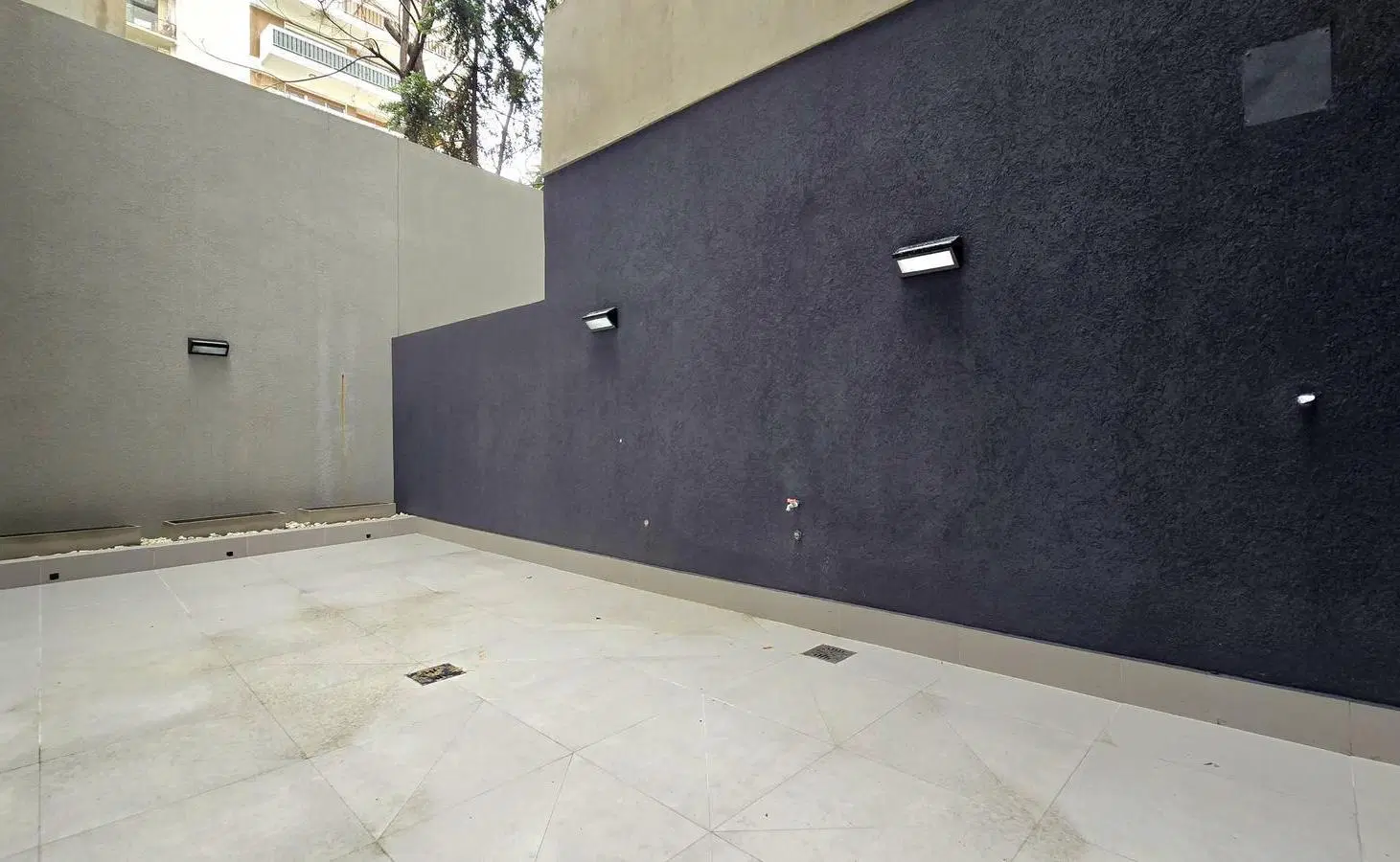 ALQUILER • BELGRANO • LOCAL COMERCIAL • PATIO 4