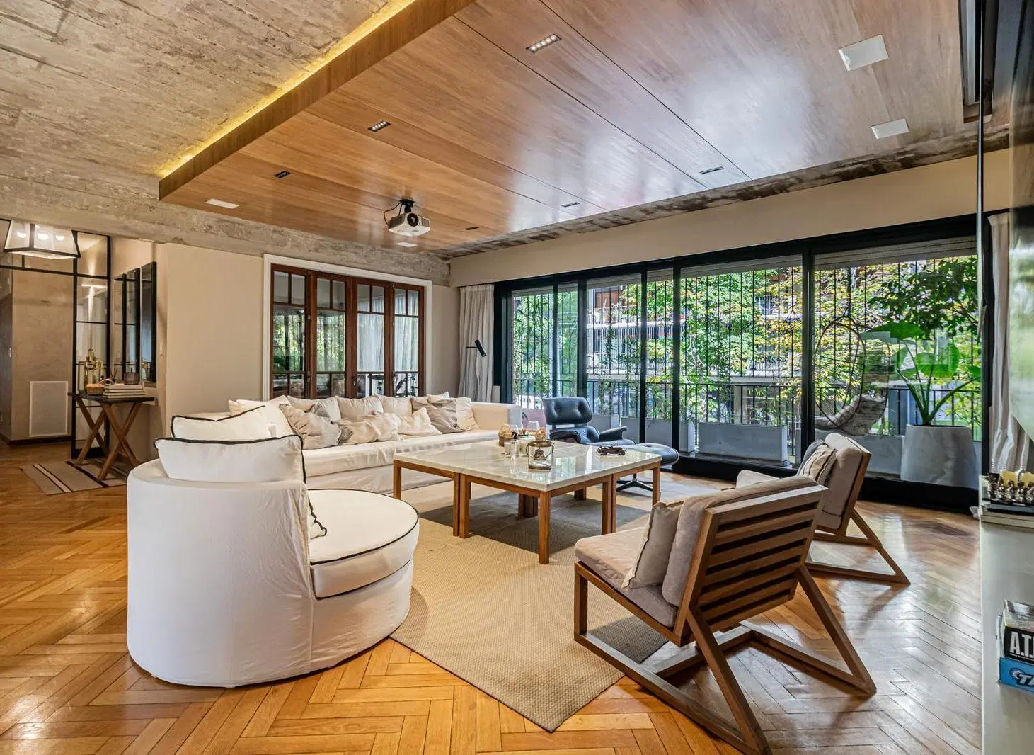 VENTA • BELGRANO • SEMIPISO • 4 AMBIENTES • COCHERA 2