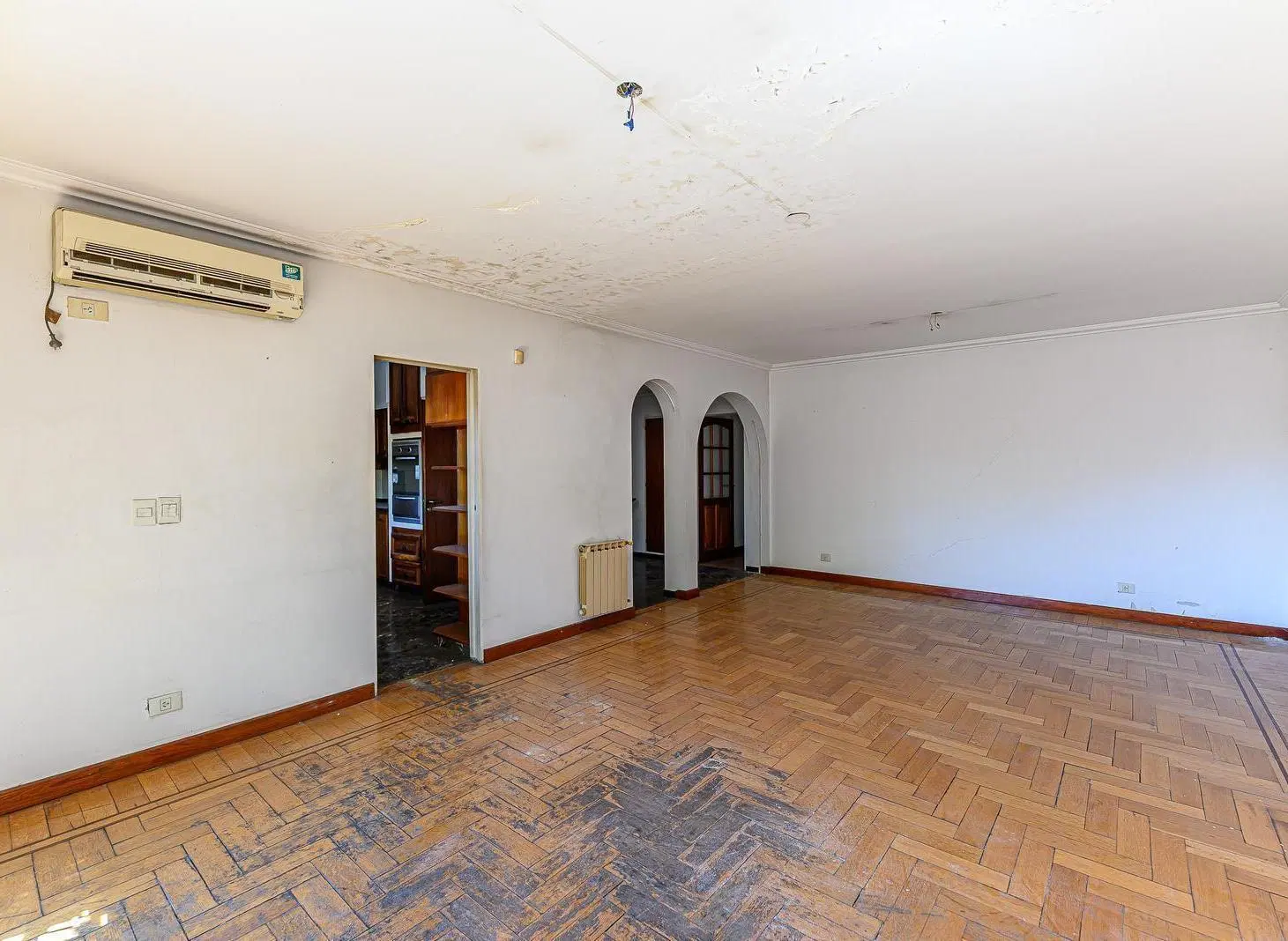 VENTA • BELGRANO • CASA • 5 AMBIENTES • COCHERA • A RECICLAR 4