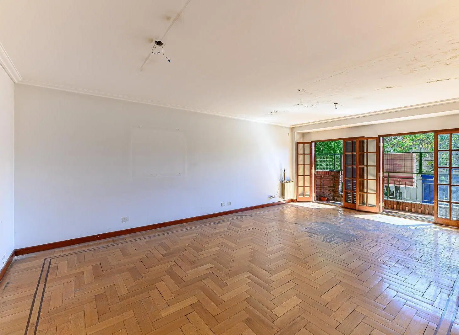 VENTA • BELGRANO • CASA • 5 AMBIENTES • COCHERA • A RECICLAR 2
