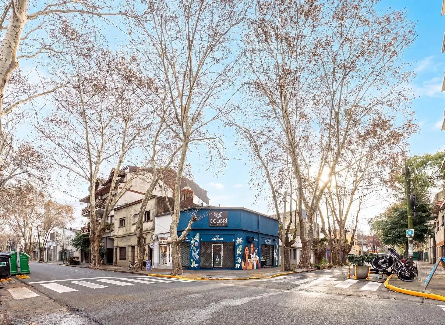 ALQUILER • LOCAL • VICENTE LOPEZ 2