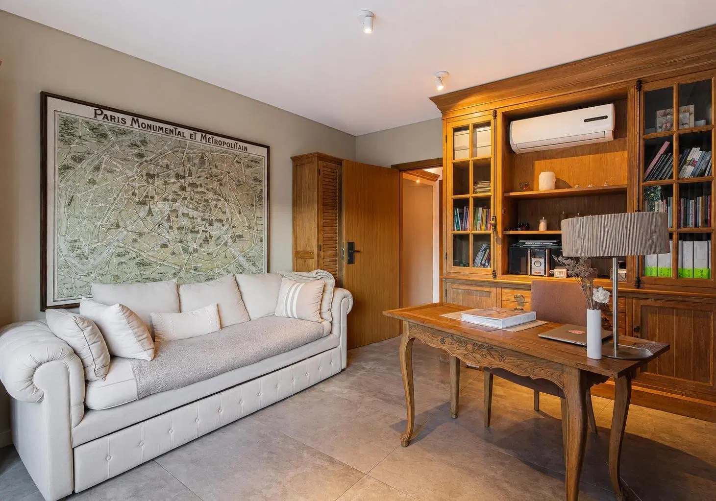 VENTA • COLEGIALES • DÚPLEX • 6 AMBIENTES • JARDÍN • PILETA • COCHERA 8