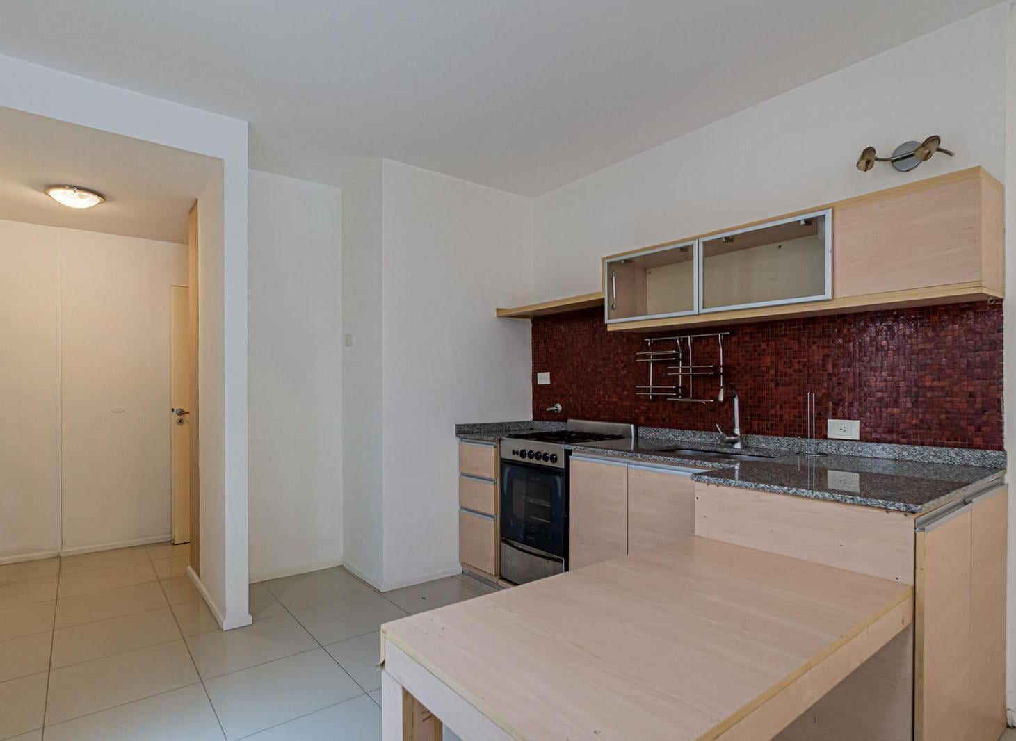 Foto de VENTA • NUÑEZ • 2 AMBIENTES • COCHERA, imagen 2
