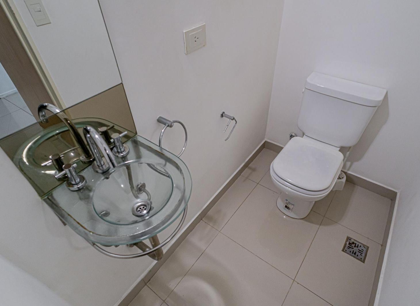 Foto de VENTA • NUÑEZ • 2 AMBIENTES • COCHERA, imagen 3