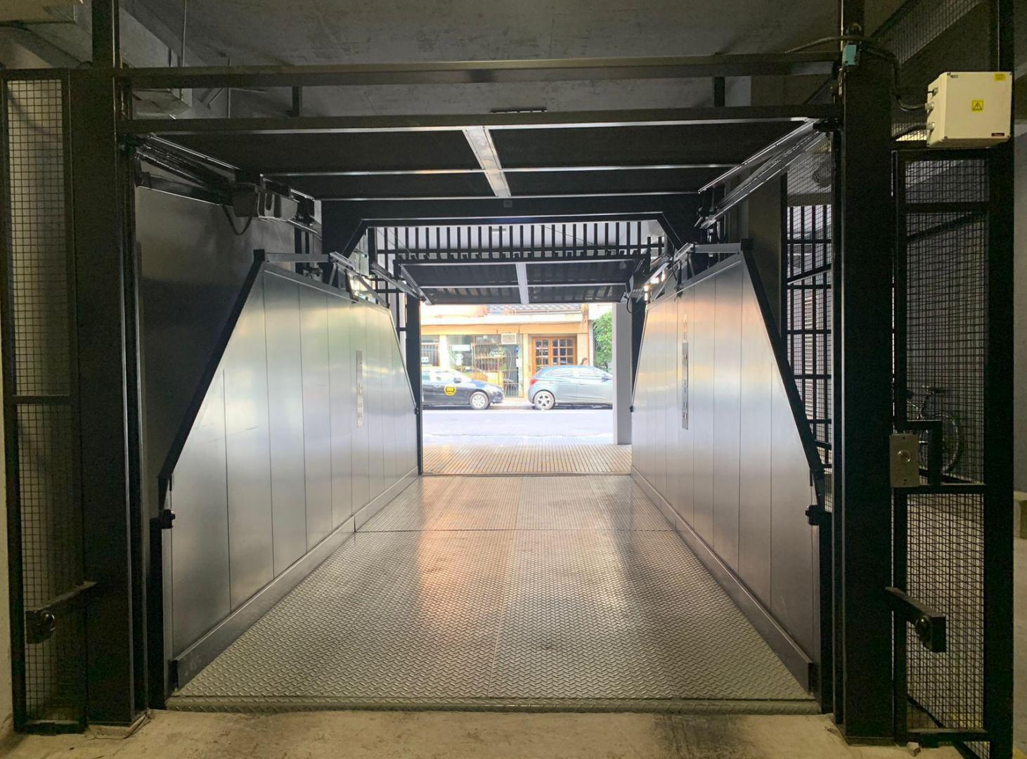 Foto de VENTA • BELGRANO • COCHERA • BAULERA, imagen 2