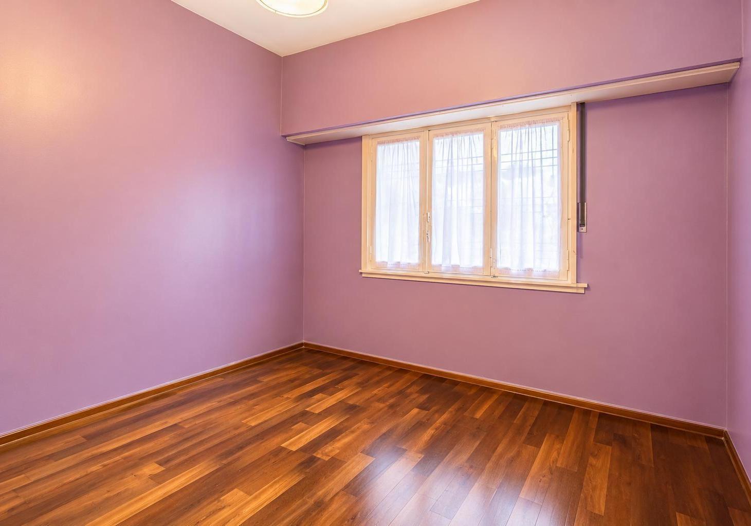 Foto de VENTA • OLIVOS • CASA • 6 AMBIENTES • 3 COCHERAS, imagen 2