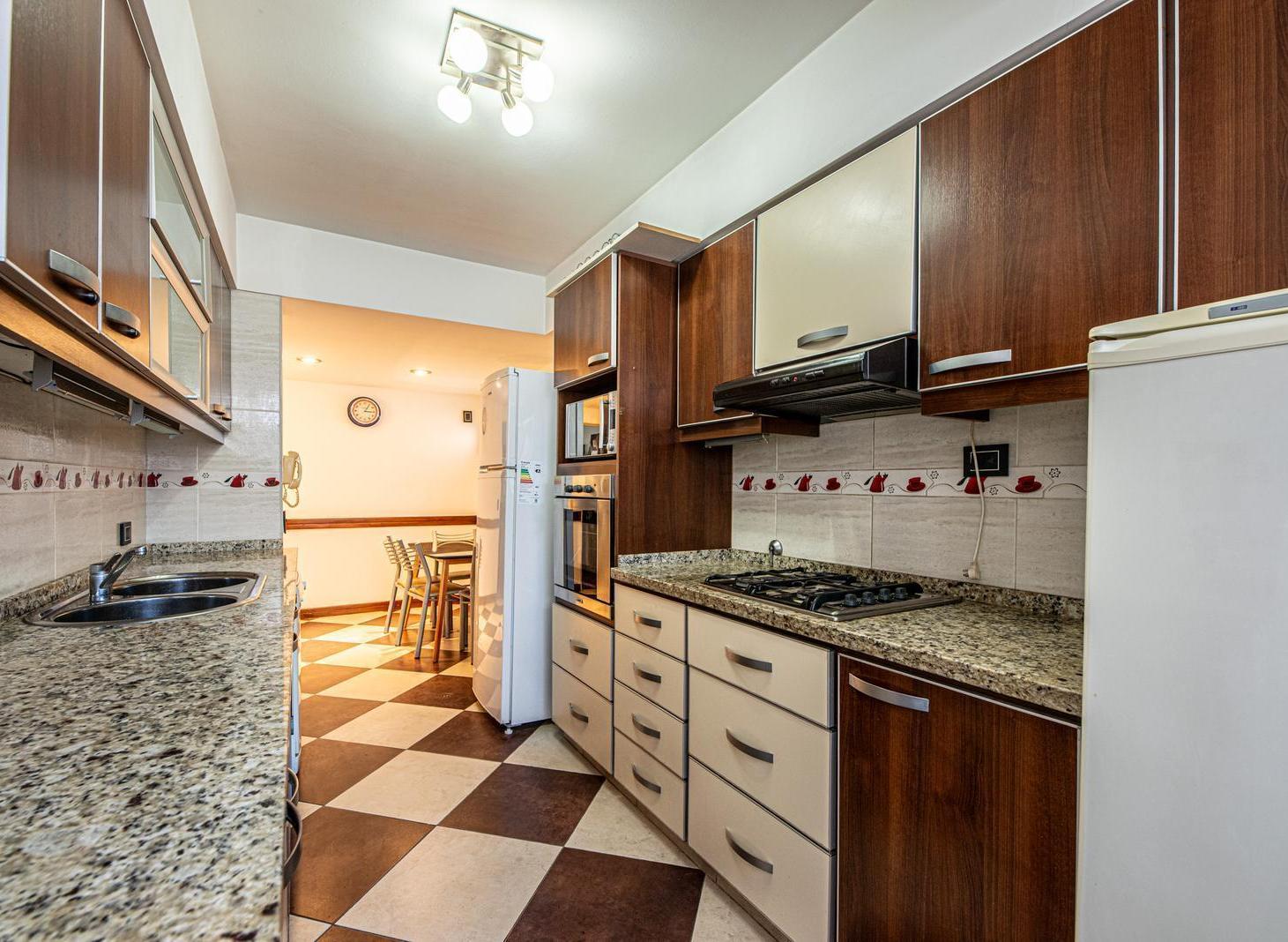 Foto de VENTA • BELGRANO • SEMIPISO • 4 AMBIENTES • COCHERA, imagen 1