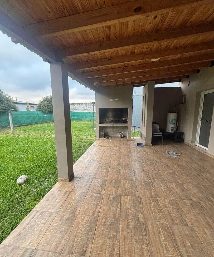 Excelente Casa de 2 dormitorios 4