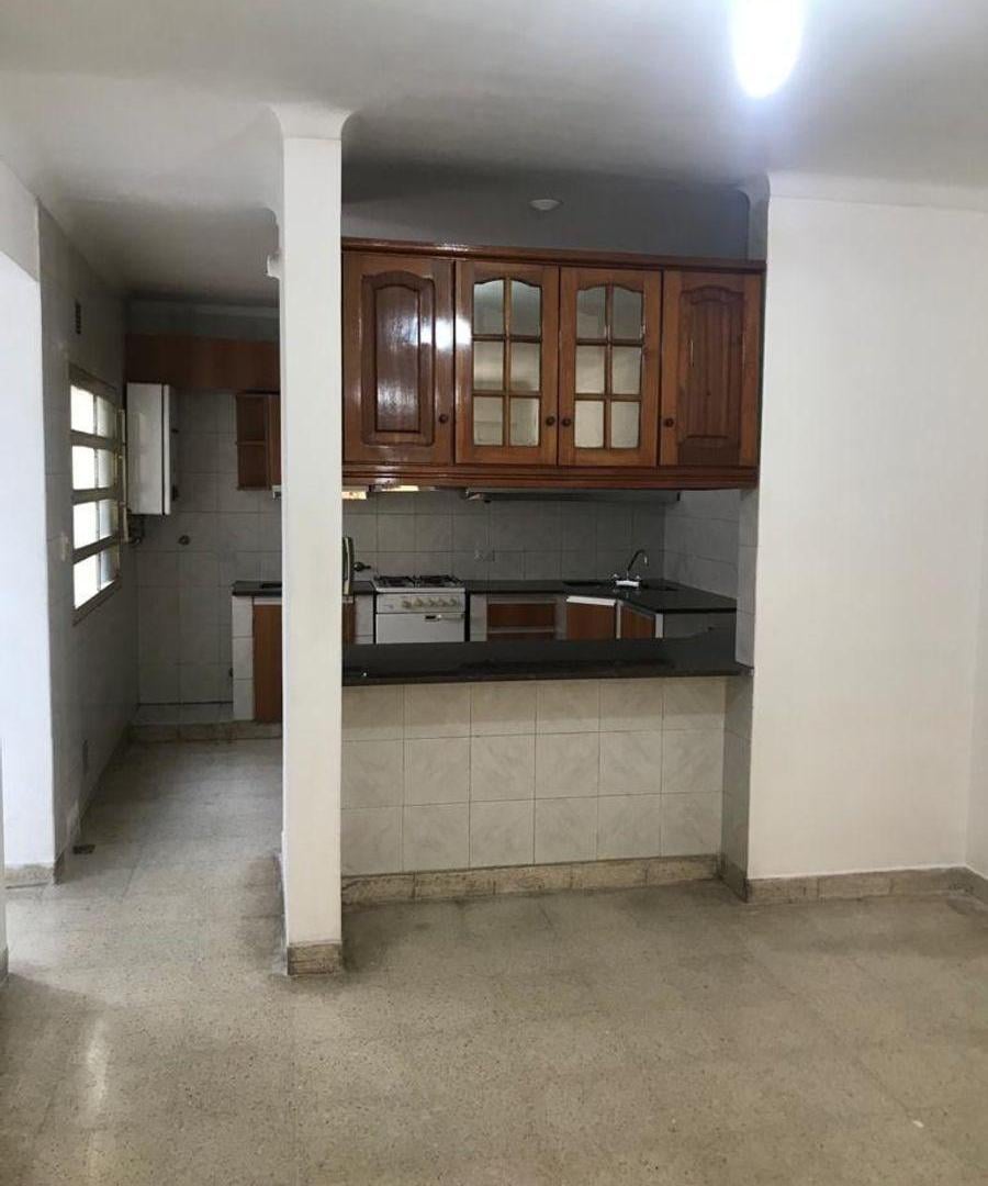 Foto de Z/Plazoleta Mitre-Alquiler-Dpto de 3D en Planta Baja, imagen 3