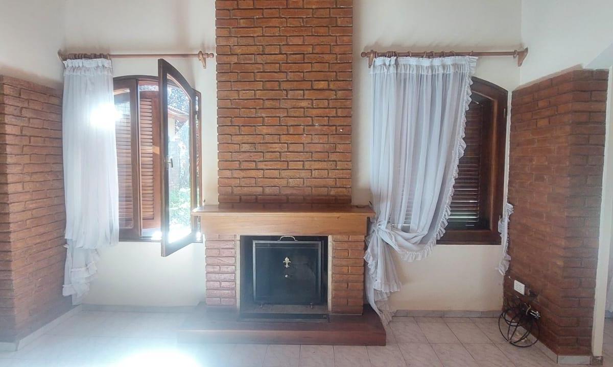 Casa en Venta - Chacras de Coria 1
