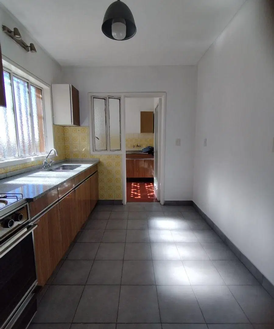 DEPARTAMENTO EN ALQUILER DOS DORMITORIOS Y COCHERA 4