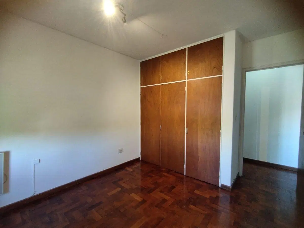 DEPARTAMENTO EN ALQUILER DOS DORMITORIOS Y COCHERA 2