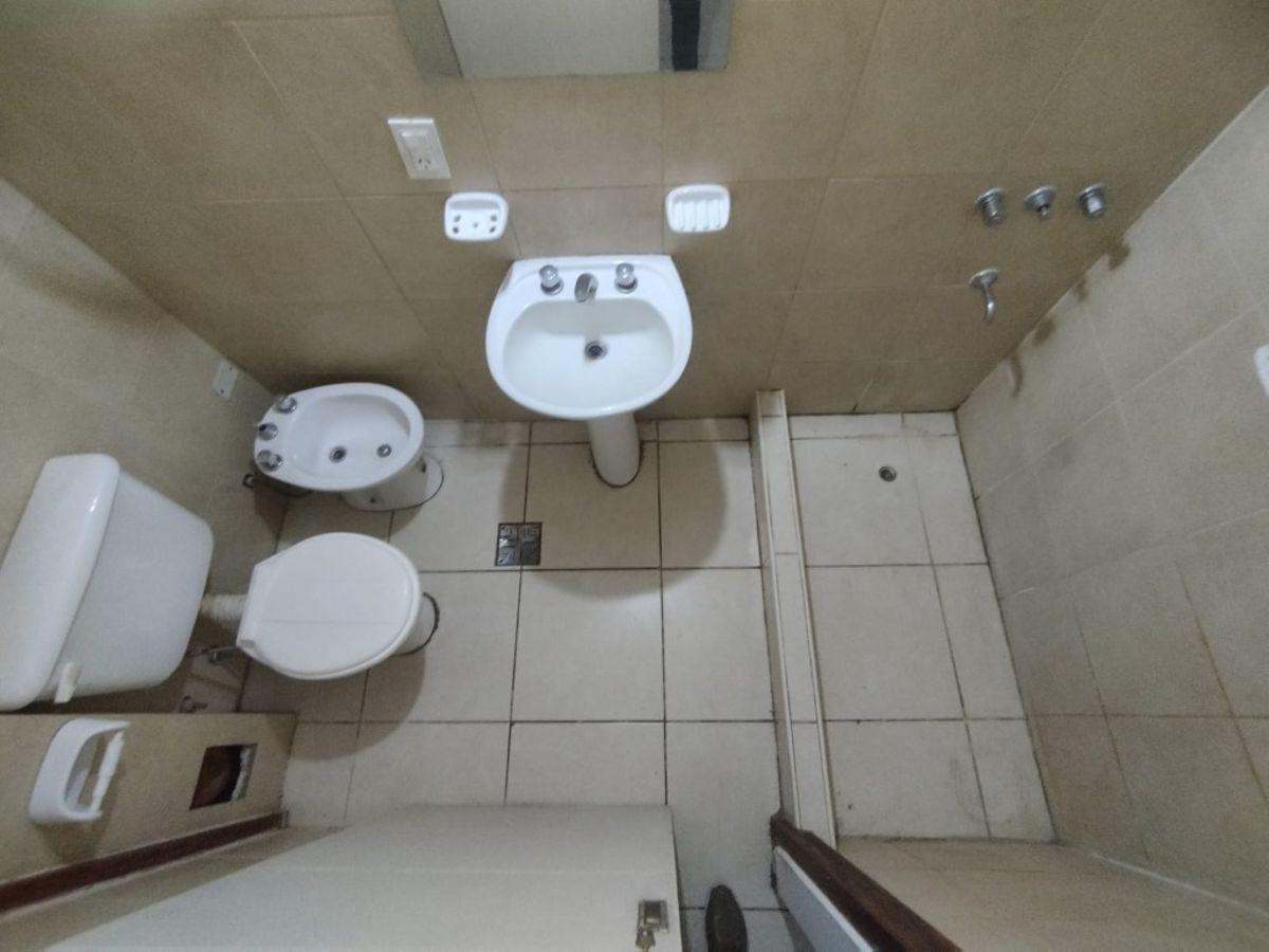 Foto de BLOQUE INMOBILIARIO ALQUILA MONOAMBIENTE, imagen 3