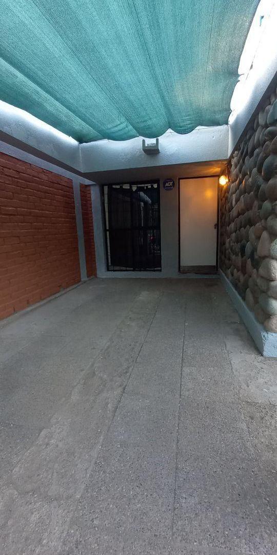 Foto de CASA EN ALQUILER - BARRIO SUPE - GODOY CRUZ, imagen 1