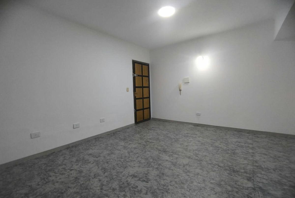 Foto de OFICINA EN ALQUILER MITRE CASI COLON CIUDAD MENDOZA, imagen 2