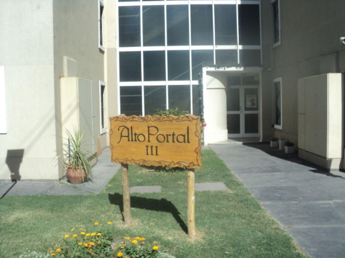 Foto de DEPARTAMENTO EN VENTA DOS DORMITORIOS – ALTO PORTAL LAS HERAS III, imagen 1