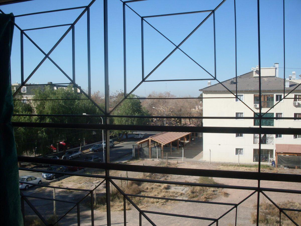 Foto de DEPARTAMENTO EN VENTA DOS DORMITORIOS – ALTO PORTAL LAS HERAS III, imagen 4