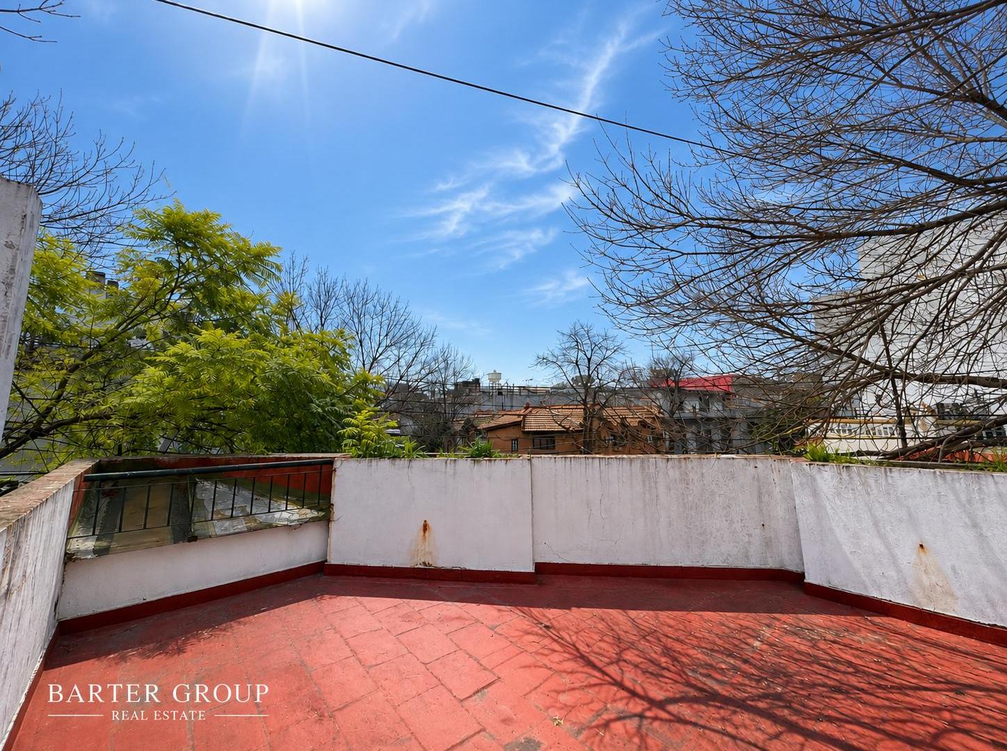 Foto de casa en alquiler de 5 ambientes en la mejor zona de flores, imagen 3