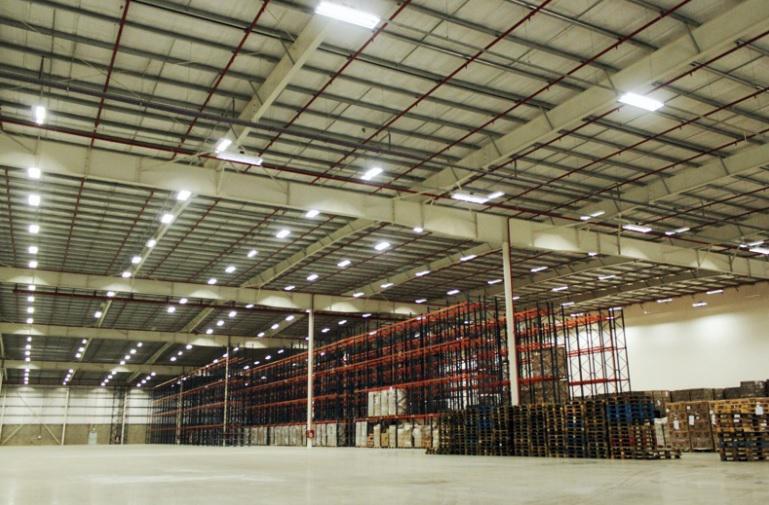 Nave almacenamiento Malvinas - 6500m2