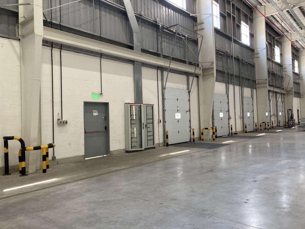 Nave 8.500m2 - Esteban Echeverria