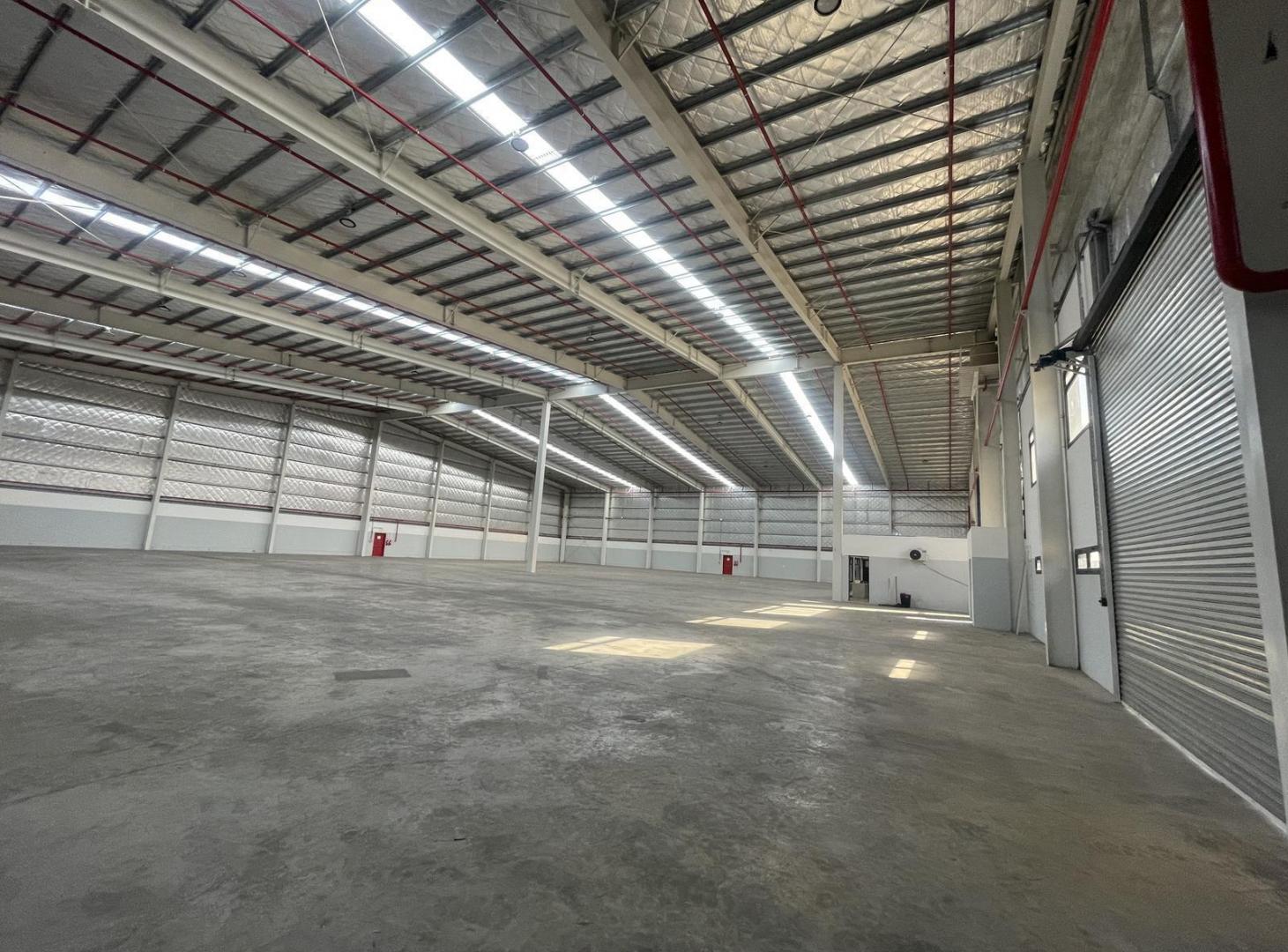 Foto de Depósito con oficinas 2.500m2- Parque Industrial Pilar / Pilarica, imagen 2
