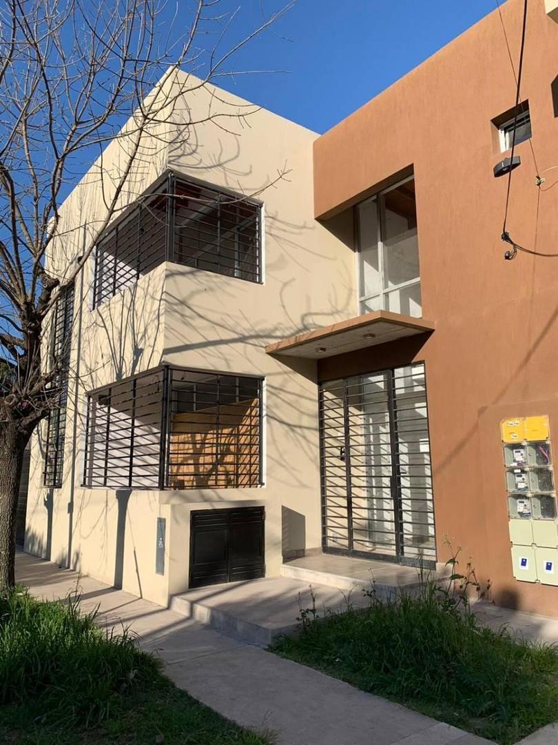 LOCAL EN VENTA U$S 30.000 Y CUOTAS ITUZAINGO