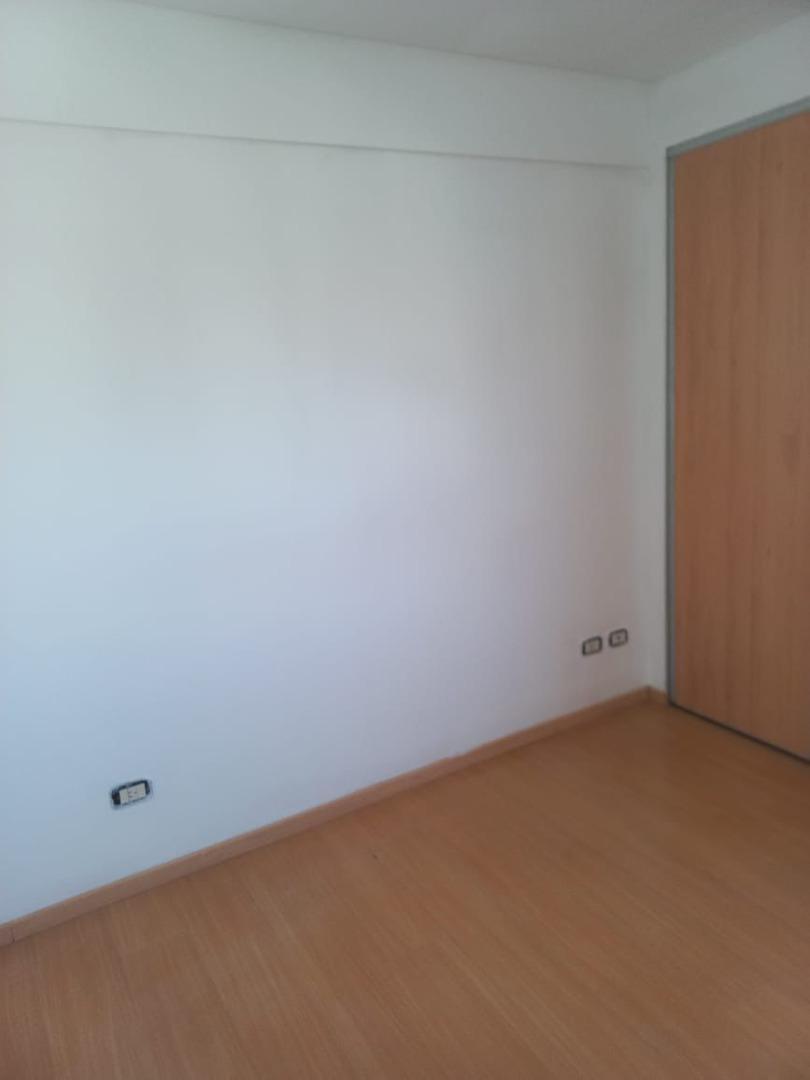 Foto de Venta departamento 2 amb Moron, imagen 3