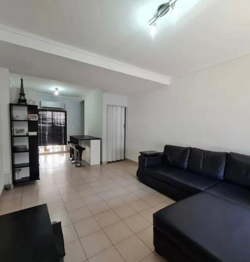 Duplex a La Venta 3 Ambientes en Condominio. Permuta 1