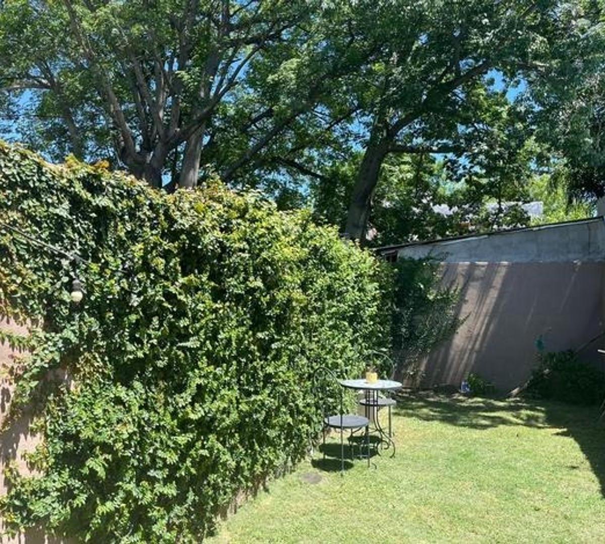 Venta Impecable duplex Ituzaingo Norte