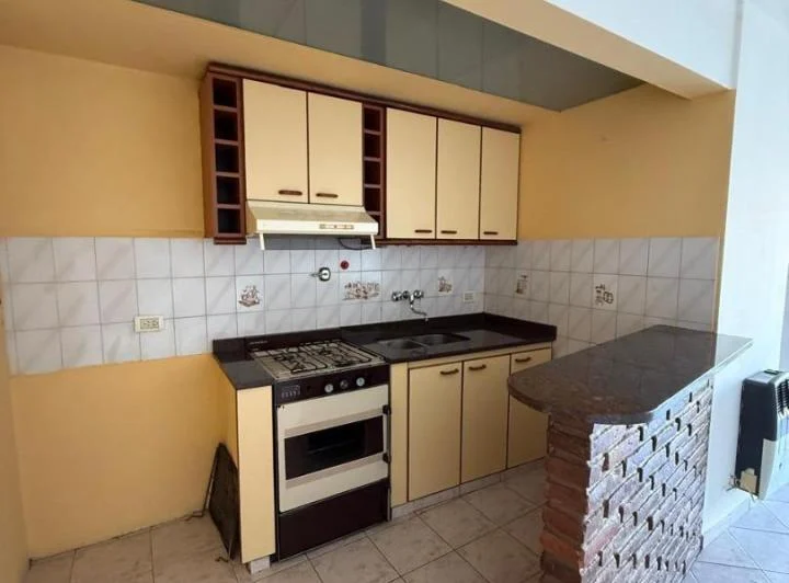Departamento 2 ambientes en Moron Sur 4