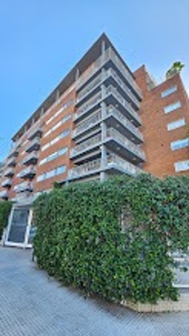 Departamento 4 ambientes en Morón Sur