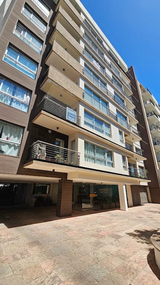 Departamento 3 ambientes contrafrente en Castelar