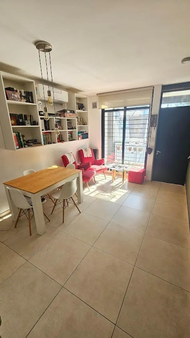 Venta Departamento 2 ambientes con cochera Castelar Norte 5