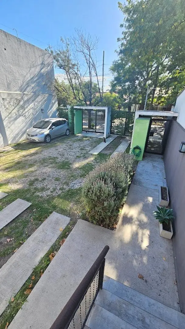 Venta Departamento 2 ambientes con cochera Castelar Norte 2