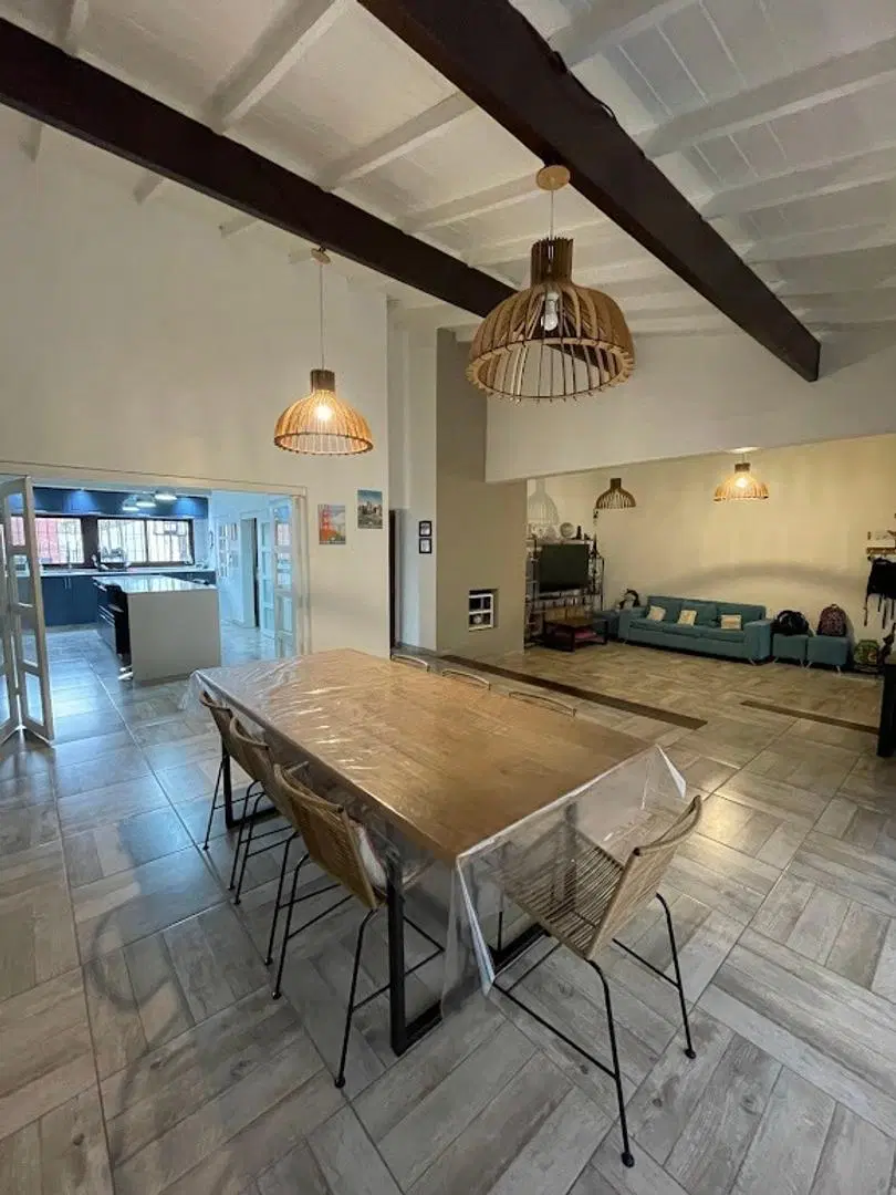 Casa 4 ambientes en Ituzaingó Norte 5