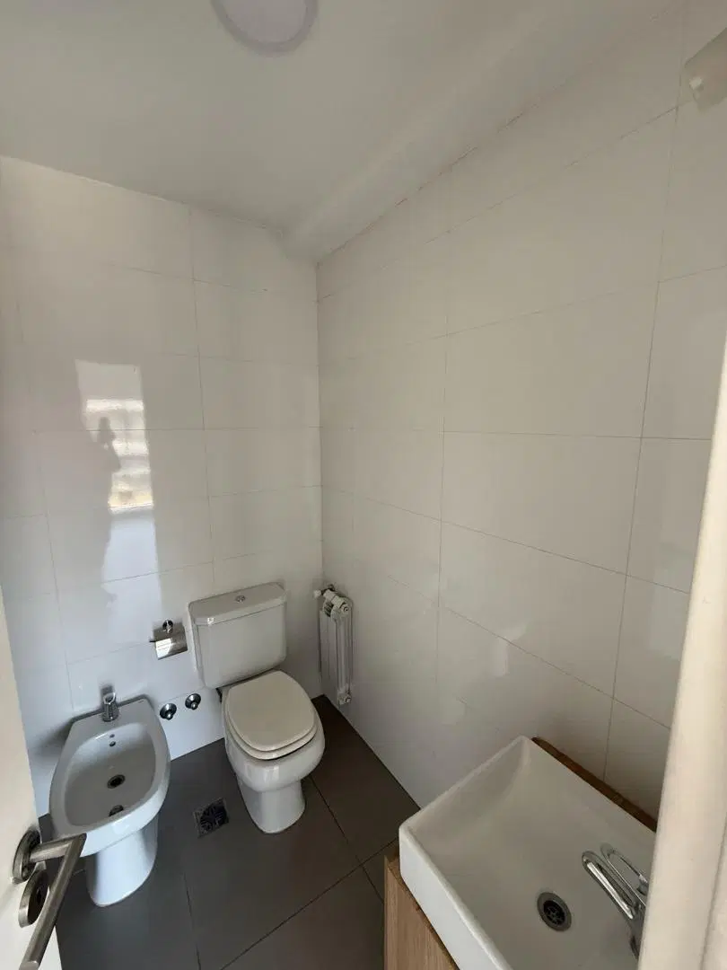 Departamento al frente en alquiler tipo dúplex 5