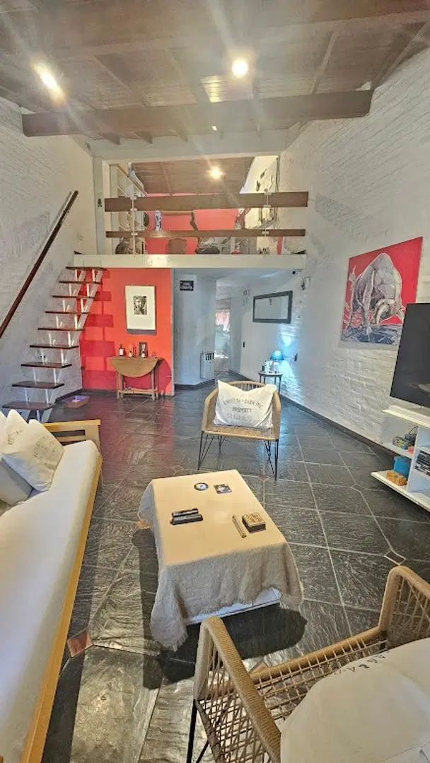 Hermosa Casa de estilo 4 ambientes en venta Castelar Norte 3