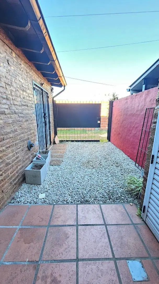 PH 3 ambientes en venta en Castelar Norte 3