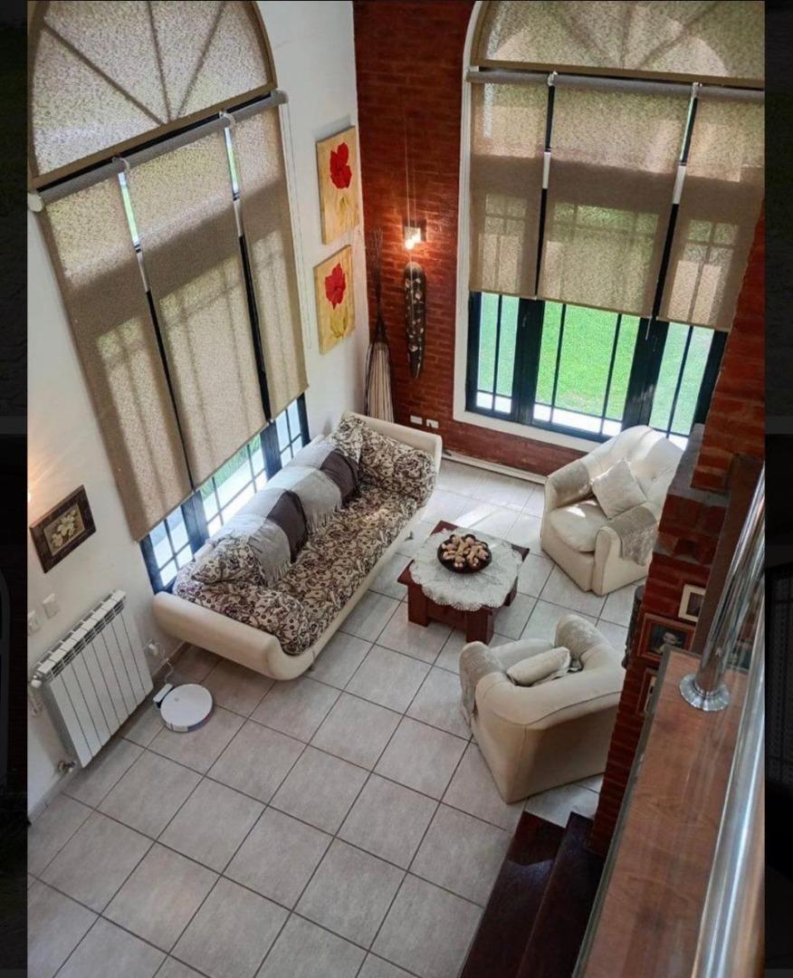 Foto de Casa en venta Campos de Alvarez 5 ambientes, imagen 2