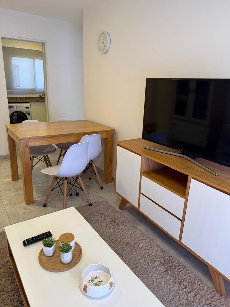 Foto de Departamento 2 ambientes amueblado en alquiler – Morón, imagen 2
