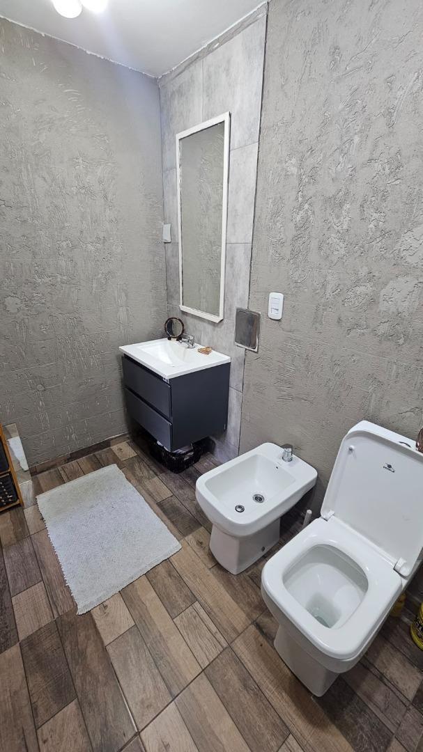 Foto de Chalet en venta 4 ambientes en Castelar Norte Apto Crédito, imagen 4