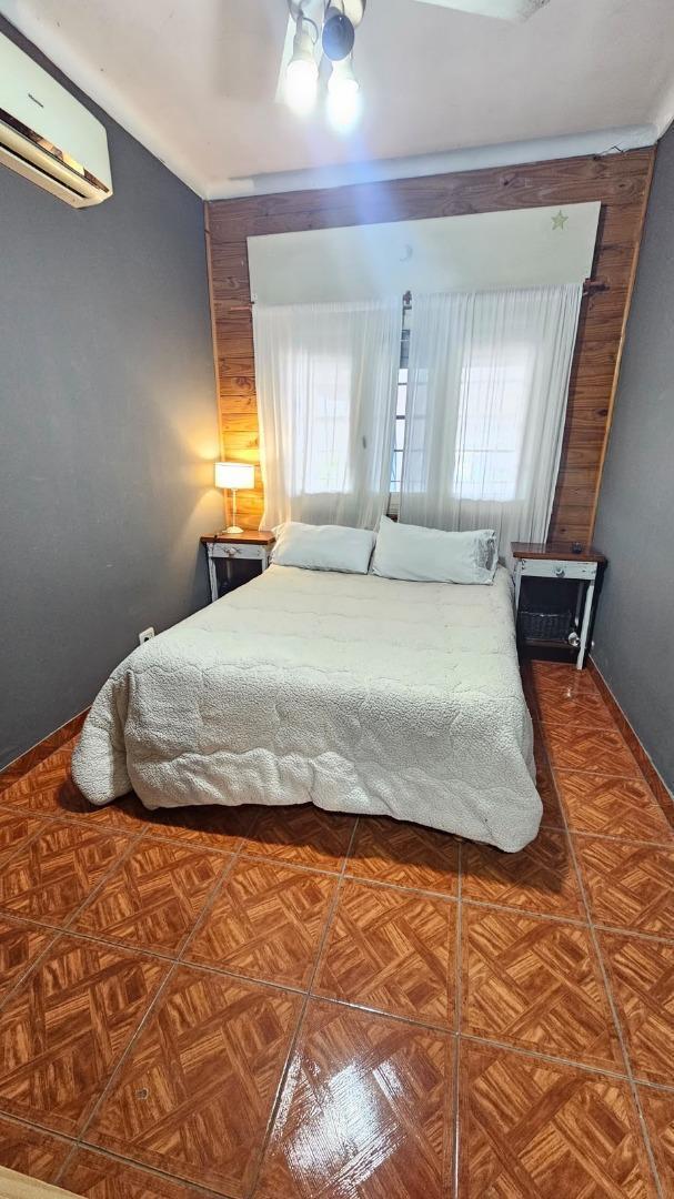 Foto de Chalet en venta 4 ambientes en Castelar Norte Apto Crédito, imagen 3