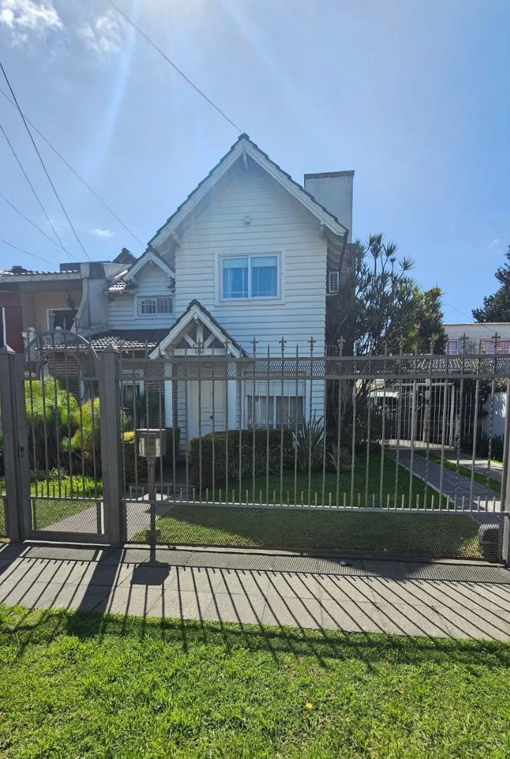 Foto de Excelente Casa 4 ambientes Morón Sur, imagen 4
