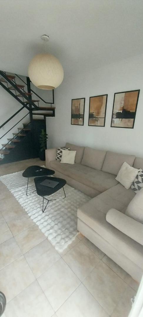 Foto de Dúplex 3 ambientes en alquiler Ituzaingó Norte, imagen 4
