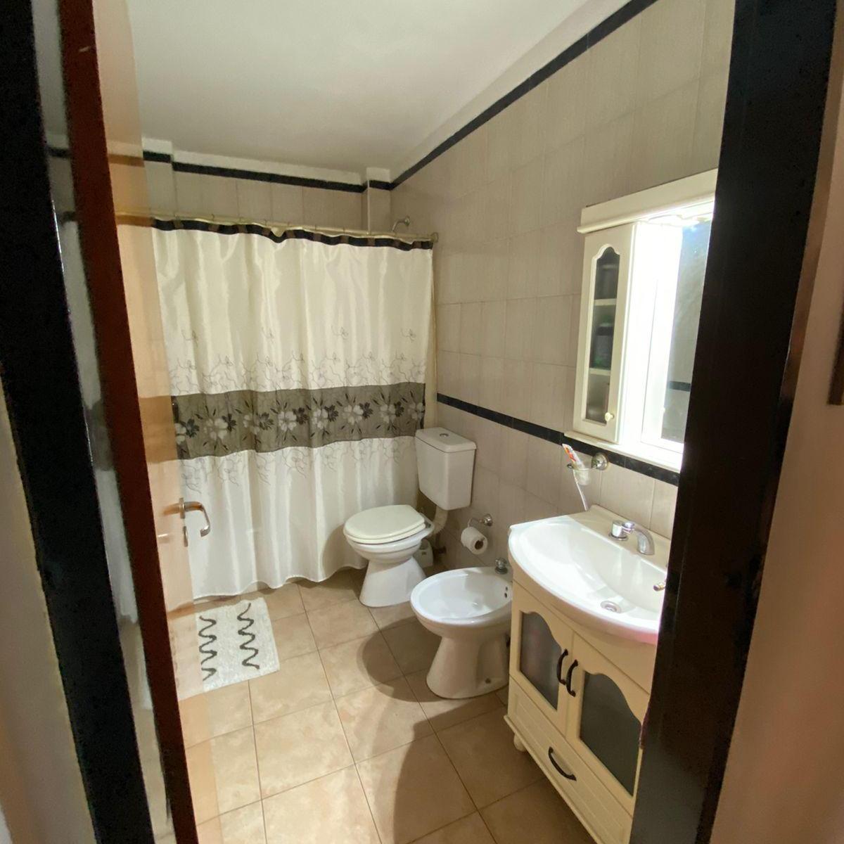 Foto de DPTO TIPO CASA EN PLANTA ALTA EN VENTA- LANUS ESTE, imagen 4